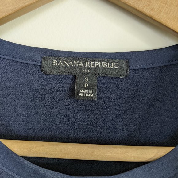 Banana Republic Navy Blouse - Picture 2 of 4